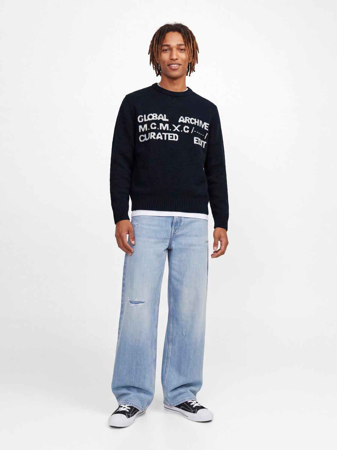 model_shot-front_full